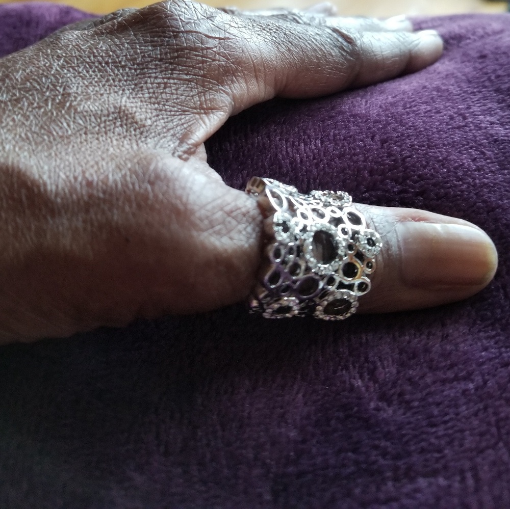 Ring - Picture 4 of 4